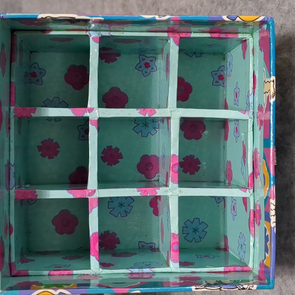 Vintage Rugrats Colorful Jewlery Storage Box - Picture 6 of 10